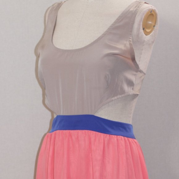 Multi Color Silk Halter Dress (S) - Picture 8 of 13